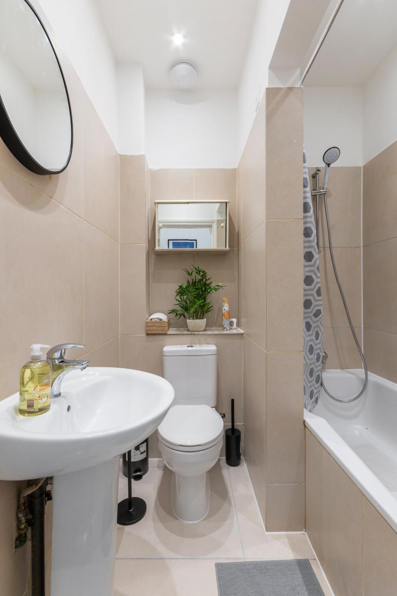 Acton Apartament Londra